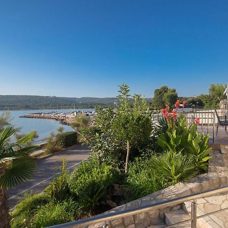Apartments Tamaris Чизичі Екстер'єр фото