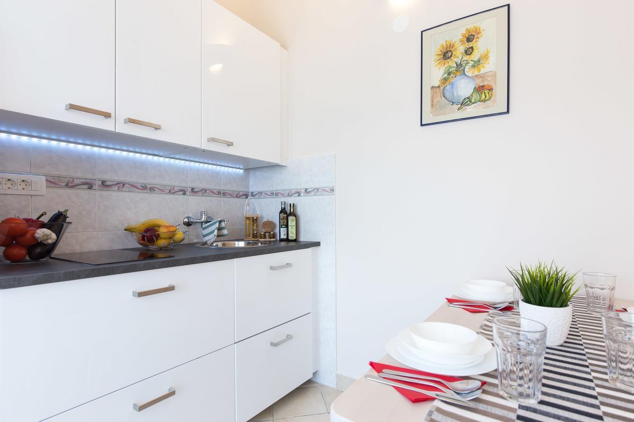 Apartments Tamaris Чизичі Екстер'єр фото