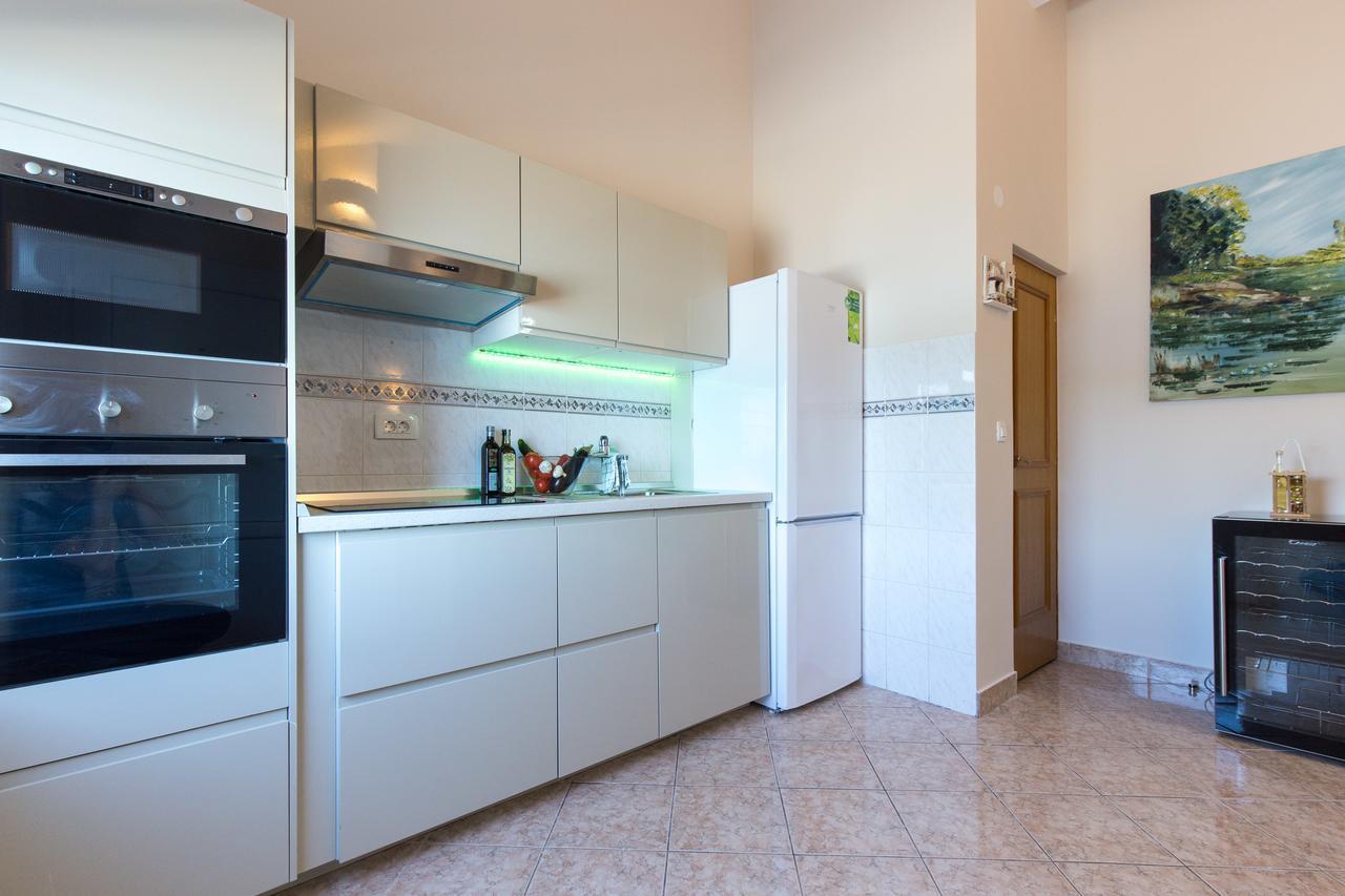 Apartments Tamaris Чизичі Екстер'єр фото
