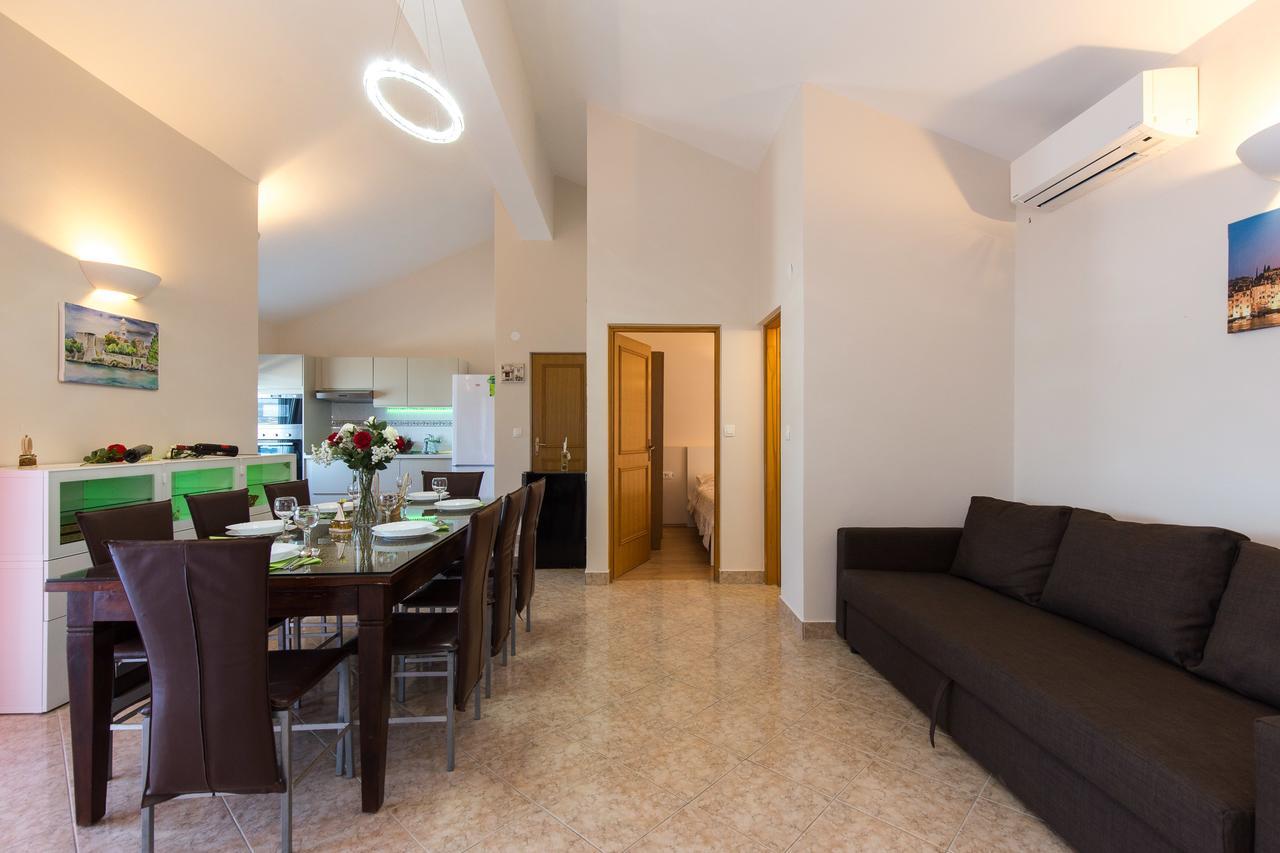 Apartments Tamaris Чизичі Екстер'єр фото