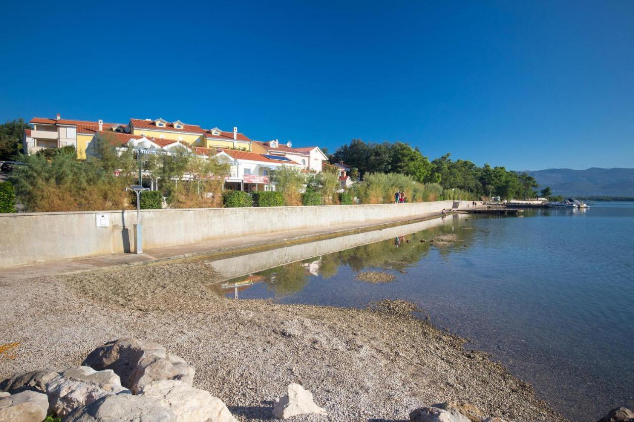 Apartments Tamaris Чизичі Екстер'єр фото